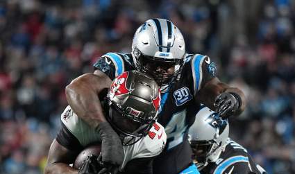Los Panthers liberan a un tackle defensivo de 320 libras y 15 capturas durante la agencia libre de la NFL