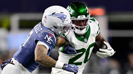 Los Patriots enfrentan un revés en la búsqueda de un corredor con el movimiento de los Jets
