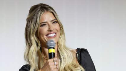 Christina Haack comparte su visión sobre la crianza de los hijos y recibe elogios de sus fans.