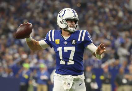 Se prevé que los Colts busquen un mariscal de campo suplente sorprendente para Daniel Jones.