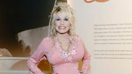 Dolly Parton se sincera y habla abiertamente sobre sus recientes problemas de salud [VIDEO]