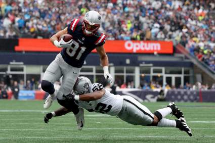 Noticias de los Falcons: Austin Hooper se reúne con el ex Pro Bowler por $3.25 millones