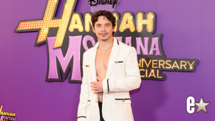 David Archuleta reflexiona sobre su dueto con Miley Cyrus durante el evento del 20 aniversario de 'Hannah Montana'.