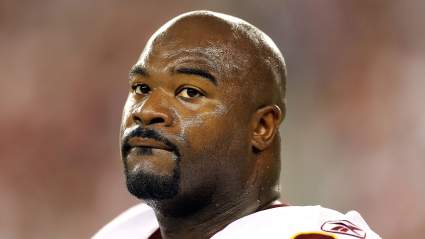 Los comandantes fueron criticados por el peor contrato de agente libre en la historia de la NFL