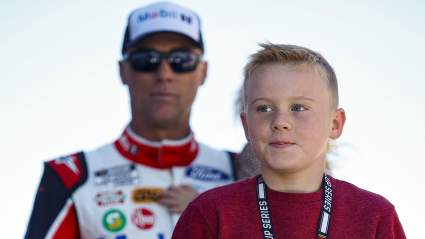 Kevin Harvick explica por qué Keelan Harvick se unió al equipo de desarrollo de Toyota Racing.
