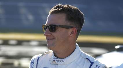 AJ Allmendinger conducirá el camión de Daniel Dye en Darlington tras la suspensión de NASCAR.