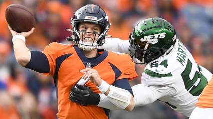 Los Titans fichan a un exjugador de los Jets, especialista en 26.5 capturas de mariscal de campo y con vínculos con Robert Saleh.