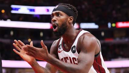 Patrick Beverley responde a Dwyane Wade con estadísticas de James Harden.