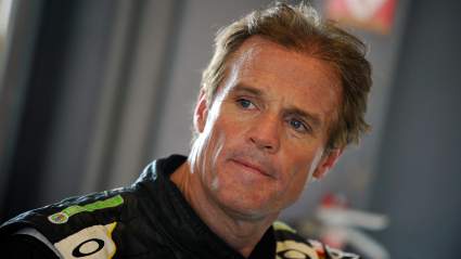 Kenny Wallace rechaza la postura de Dale Earnhardt Jr. sobre el Salón de la Fama: "¡De ninguna manera!"