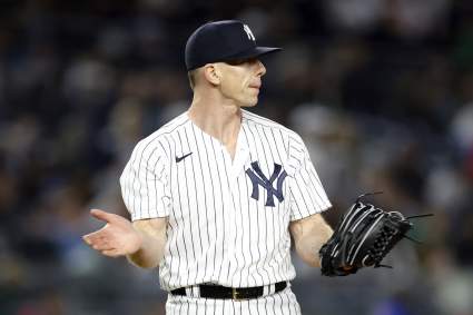 Los Bravos de Atlanta anuncian el traslado de un exjugador de los Yankees a su plantilla.