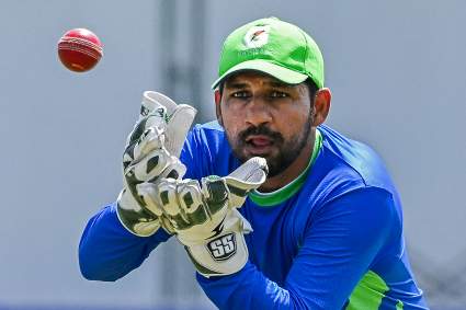 El excapitán de Pakistán, Sarfaraz Ahmed, se retira de todos los formatos de críquet internacional.