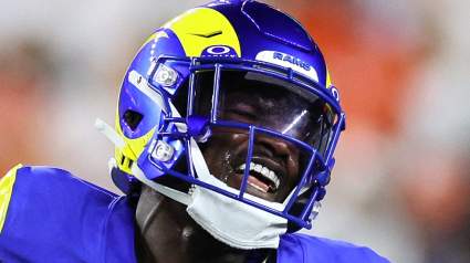 El campeón del Super Bowl deja los Rams para unirse a un club rival de la NFC en la agencia libre.