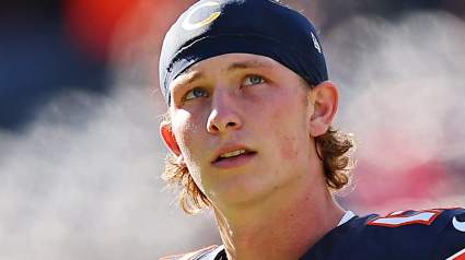 El mariscal de campo de los Bears, Tyson Bagent, rompe el silencio en medio de rumores de traspaso.