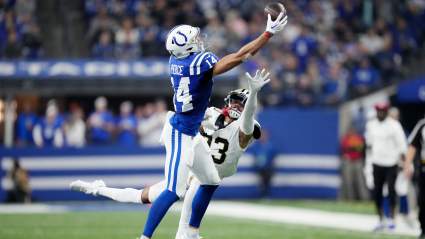 Los Patriots buscan un jugador que pueda cambiar el juego en la agencia libre mientras la decisión sobre la etiqueta de franquicia de los Colts se avecina.