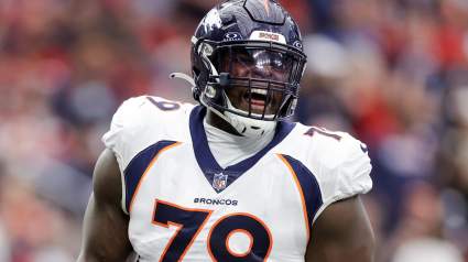 Los Bills incorporan a dos ex linieros ofensivos que ganaron 79 millones de dólares.