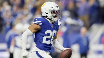 Los Colts pierden al safety de 322 tackles ante los Commanders