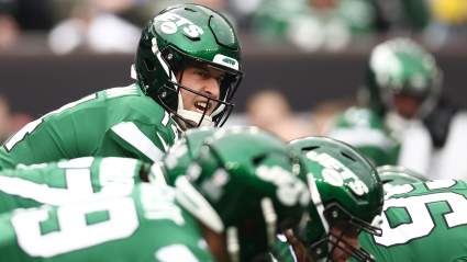 El ex mariscal de campo de los Jets firma con los Falcons como agente libre, uniéndose a Tua Tagovailoa.