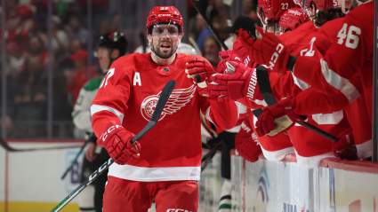 Canje de la NHL: Los Red Wings se reúnen con un extremo de 8 millones de dólares