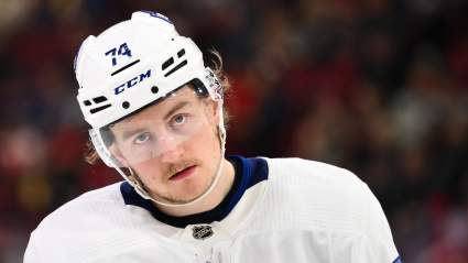 Ex estrella de los Maple Leafs insinúa que lo dejaron a oscuras sobre el intercambio
