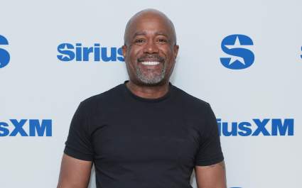 Darius Rucker da la noticia bomba al convertirse en el nuevo copropietario del Legacy Motor Club de Jimmie Johnson.