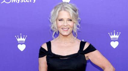 Barbara Niven revela casualmente la fecha de inicio del rodaje de su nueva película de Hallmark.