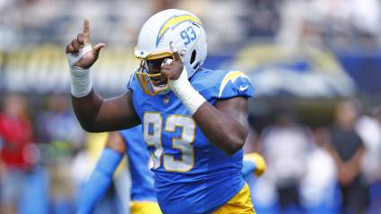 Los Chargers pierden a un defensor de 82 tackles que se une a un equipo de la NFC en un acuerdo de $3 millones