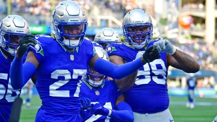 El entrenador de los Seahawks responde con dureza tras la pérdida de su cornerback estrella, que se une a los Eagles.