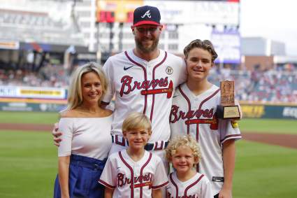 La estrella de los Atlanta Braves, Chris Sale, hizo historia en la MLB en un partido de los Royals.