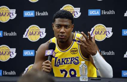 Los Angeles Lakers anuncian la incorporación de Rui Hachimura antes del partido contra los Pistons.