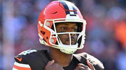 El mariscal de campo de los Browns, Deshaun Watson, recibe malas noticias sobre su futuro.