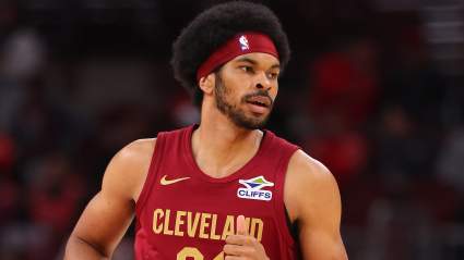 Los Cavaliers anuncian el estado de Jarrett Allen antes del partido contra los Pelicans.