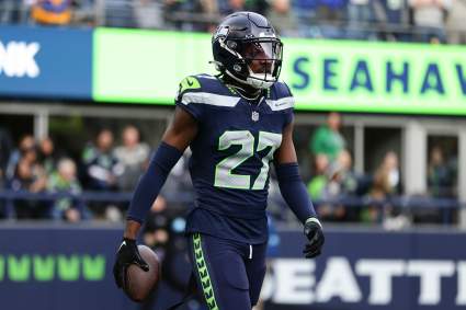 Los Eagles firman oficialmente con el mejor agente libre CB por $15 millones