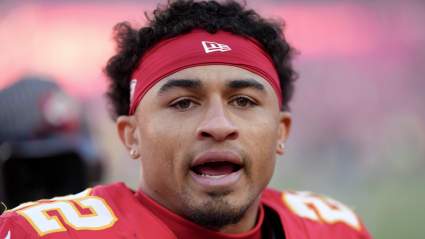 Ex estrella de los Chiefs firma una extensión récord con los Rams