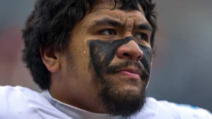 El gerente general Brad Holmes comparte información actualizada sobre Penei Sewell y la línea ofensiva de los Lions.
