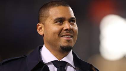 El gerente general de los Bears, Ryan Poles, acaparó todas las miradas en el Pro Day de uno de los mejores prospectos de tackle ofensivo.