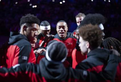 Los Raptors suman discretamente a su ex selección número uno