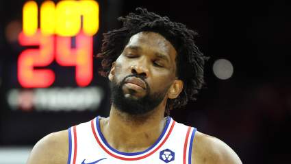 Los 76ers anuncian una importante actualización sobre la lesión de Joel Embiid antes del partido contra los Nets.