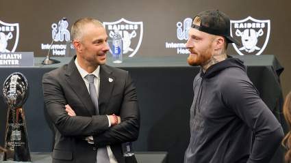 ¿A quién deberían seleccionar los Raiders con la selección de primera ronda del intercambio de Maxx Crosby?