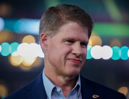 Clark Hunt da su opinión sobre la posibilidad de que los Chiefs jueguen contra los Seahawks en el partido inaugural de la temporada.