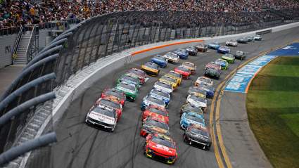 NASCAR sanciona a cuatro equipos antes de la Pennzoil 400, pero William Byron sigue cumpliendo.
