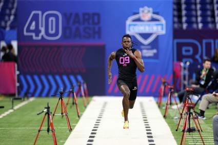 Los discretos movimientos de la secundaria de los Bears vuelven a poner repentinamente el foco en el novato.