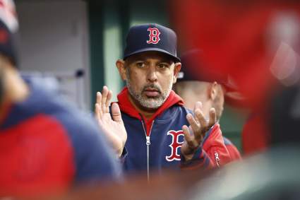 Un jugador de los Boston Red Sox sigue siendo agente libre de la MLB tras el Día Inaugural.