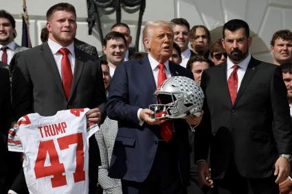¿Quiénes asistirán a la "Mesa Redonda de Deportes Universitarios" del presidente Trump en la Casa Blanca el viernes? Aquí tienes la lista de asistentes conocidos.