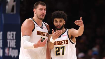 Nikola Jokic reacciona con profunda emoción a su importante logro en la NBA.