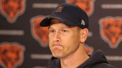 La decisión de Ben Johnson y los Bears durante la temporada baja genera críticas.