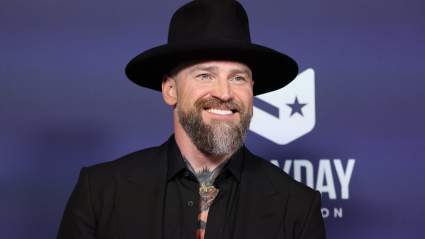 El momento de pesca de Zac Brown en 'Survivor 50' es calificado de "falso": "Se ve claramente un ancla".