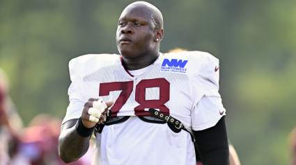 Los Commanders hacen historia en la NFL con un Pro Bowler de 1,96 metros y 140 kilos