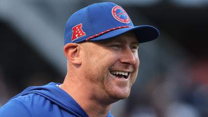 Informe: Exjugador de los Bills llega a un acuerdo con los Patriots para unirse a la NFL.