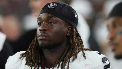 El corredor de los Raiders, Ashton Jeanty, habla con franqueza sobre la controversia con Chip Kelly.