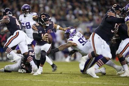 Se insta a los Bears a apuntar al destacado jugador recientemente liberado de la NFC Norte para una necesidad importante del equipo